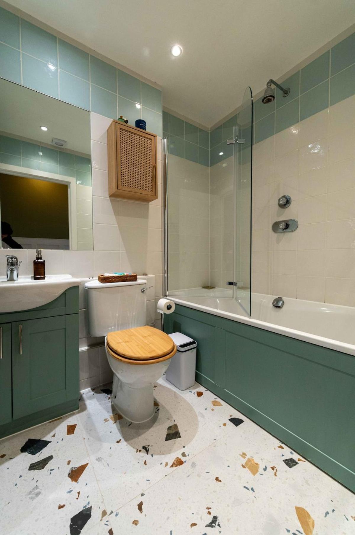 Cosy 2-bedroom 2 Bathroom Flat With Free Parking Apartamento *
